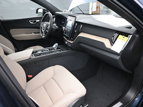 New 2026 Volvo XC60 B5 Plus w/ Protection Package Premier AWD/4WD image 39