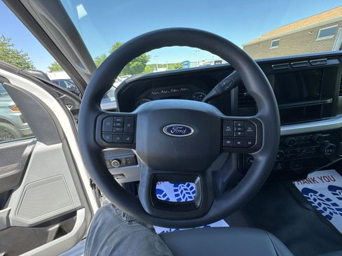 Used 2023 Ford F250 XL w/ XL Chrome Package RWD image 16