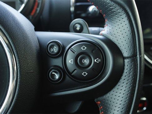 Used 2019 MINI Cooper Clubman S image 16