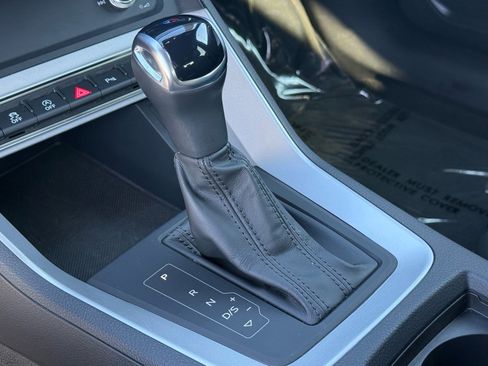 Used 2025 Audi Q3 2.0T Premium image 26