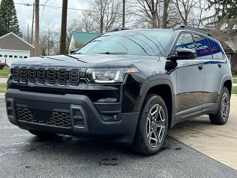New 2026 Jeep Cherokee Laredo AWD/4WD image 38