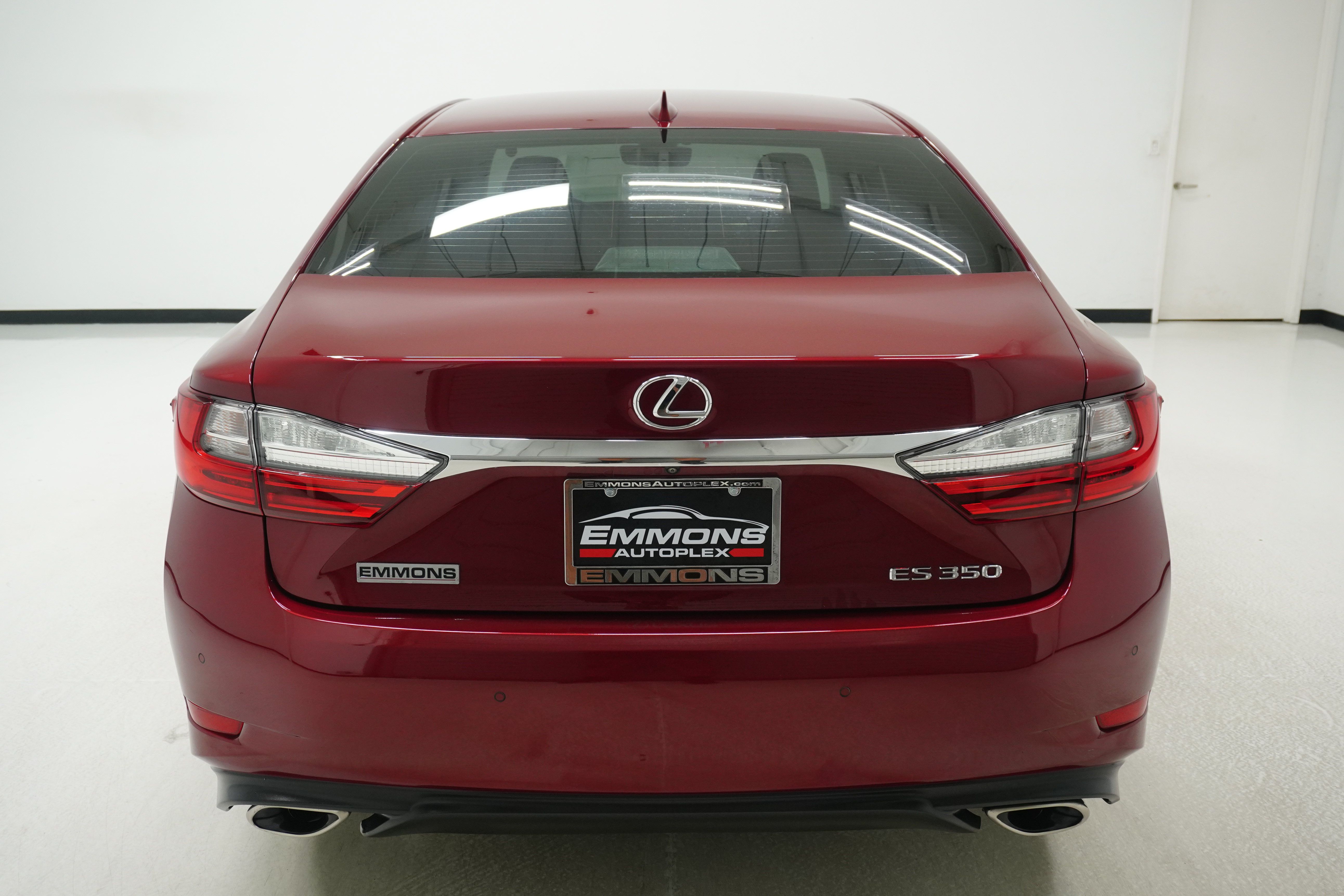 Used 2017 Lexus ES 350 w/ Luxury Package FWD image 5