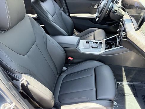 Used 2025 BMW 330i Sedan w/ Convenience Package RWD image 12