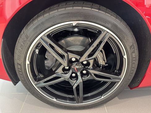 Used 2022 Chevrolet Corvette Stingray Preferred Cpe w/ Battery Protection Package RWD image 12