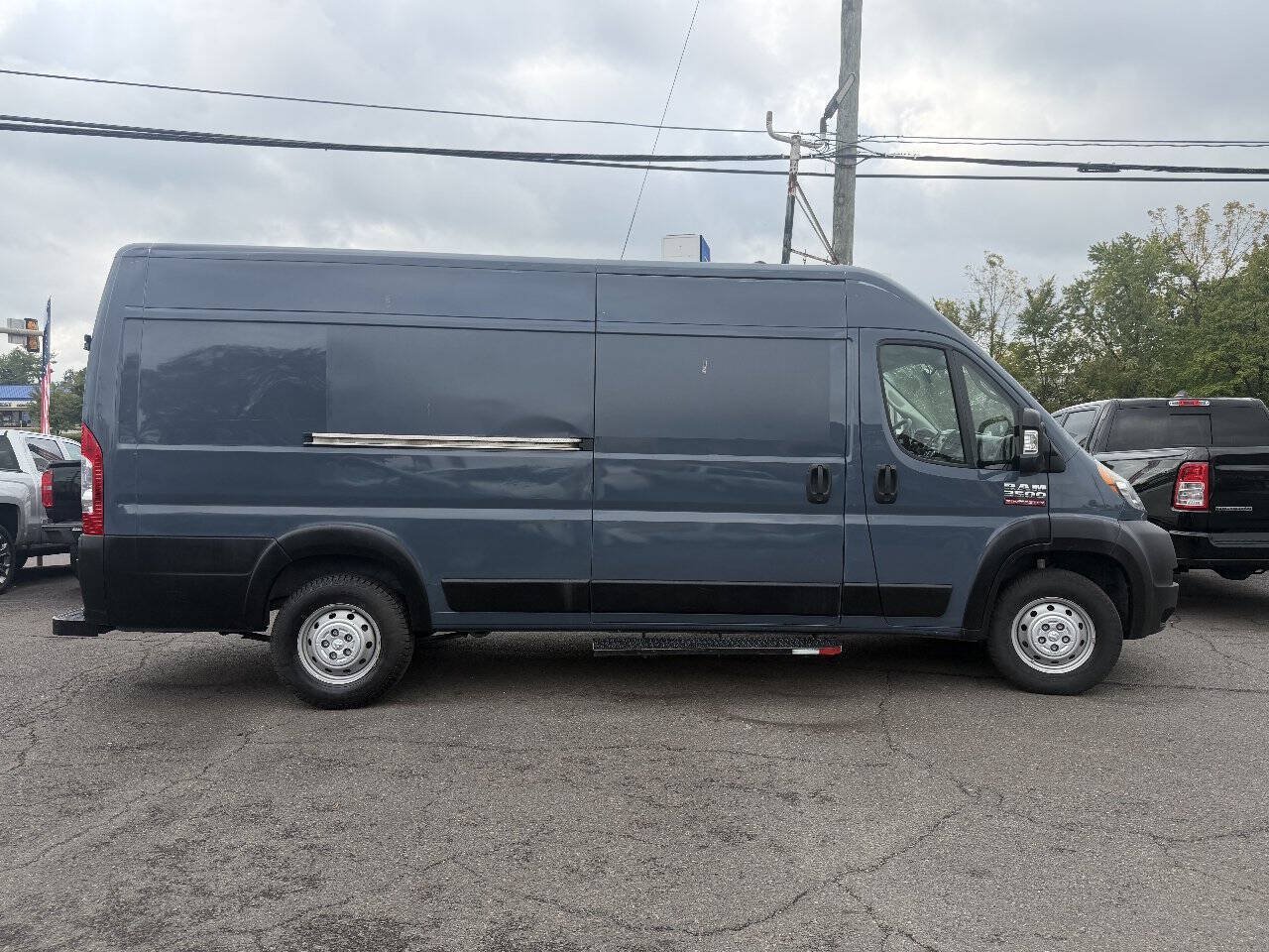 Used 2020 RAM ProMaster 3500 FWD image 1