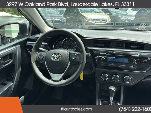 Used 2015 Toyota Corolla L FWD image 44