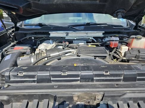 Used 2020 Chevrolet Silverado 2500 LTZ w/ LTZ Convenience Package AWD/4WD image 23