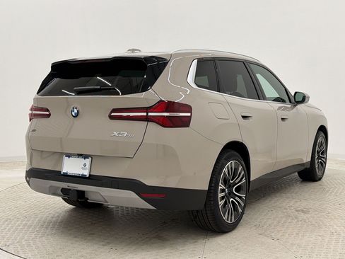 Used 2025 BMW X3 xDrive30i w/ Premium Package AWD/4WD image 9
