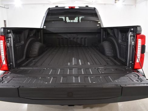 New 2026 Ford F350 XLT w/ XLT Premium Package AWD/4WD image 24