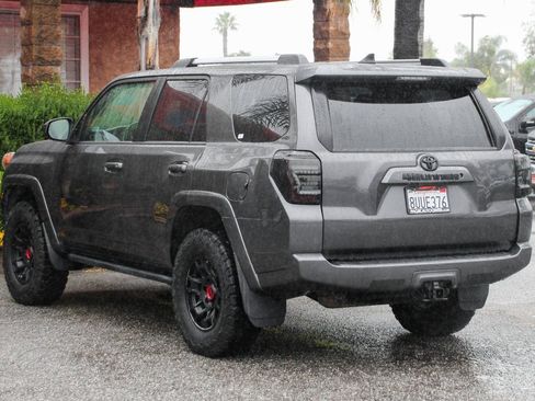 Used 2021 Toyota 4Runner SR5 image 6