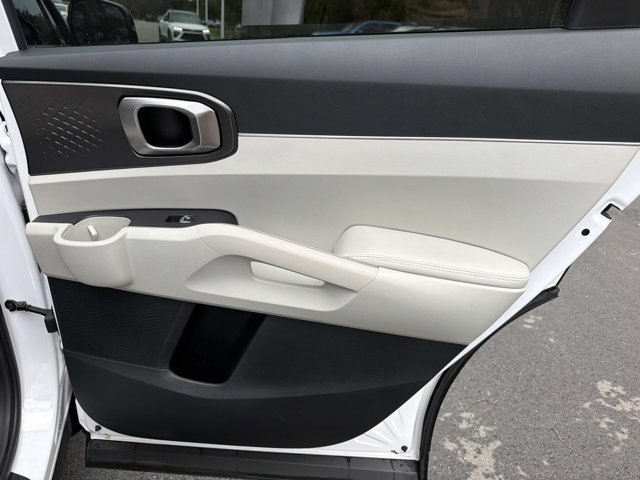 Used 2023 Kia Sorento S w/ Panoramic Sunroof Package FWD image 19
