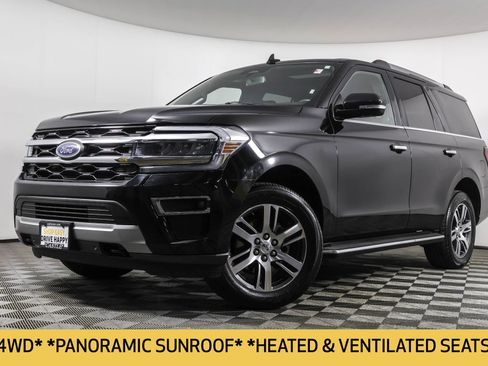 Used 2023 Ford Expedition Limited image 2