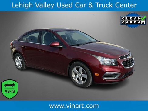 Used 2015 Chevrolet Cruze LT w/ Technology Package image 1