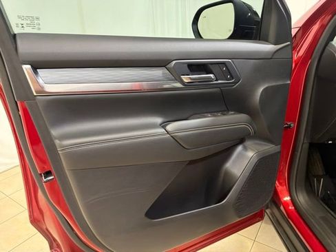 Used 2025 GMC Terrain Elevation AWD/4WD image 7