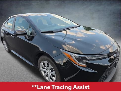 Used 2024 Toyota Corolla LE FWD image 10