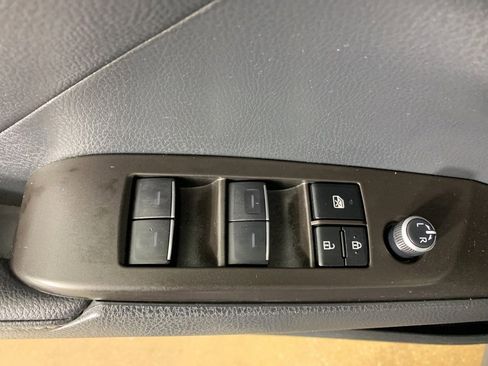 Used 2023 Toyota Camry XSE image 17