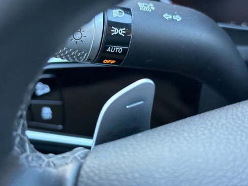 Used 2025 Genesis GV70 2.5T image 36