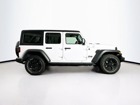 Used 2022 Jeep Wrangler Sport S image 10