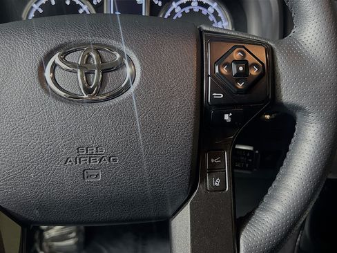 Used 2024 Toyota 4Runner TRD Off-Road Premium w/ Off Road Premium Plus Package AWD/4WD image 20