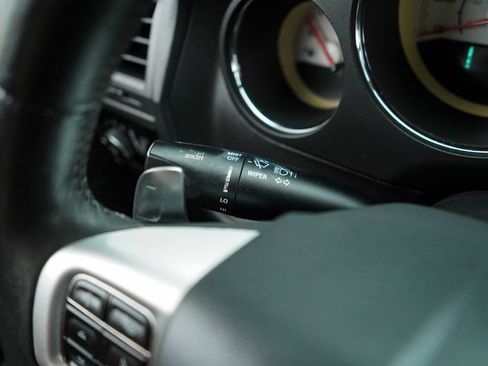 Used 2014 Dodge Challenger R/T RWD image 34