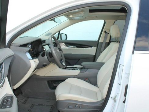 Certified 2024 Cadillac XT6 Premium Luxury image 27