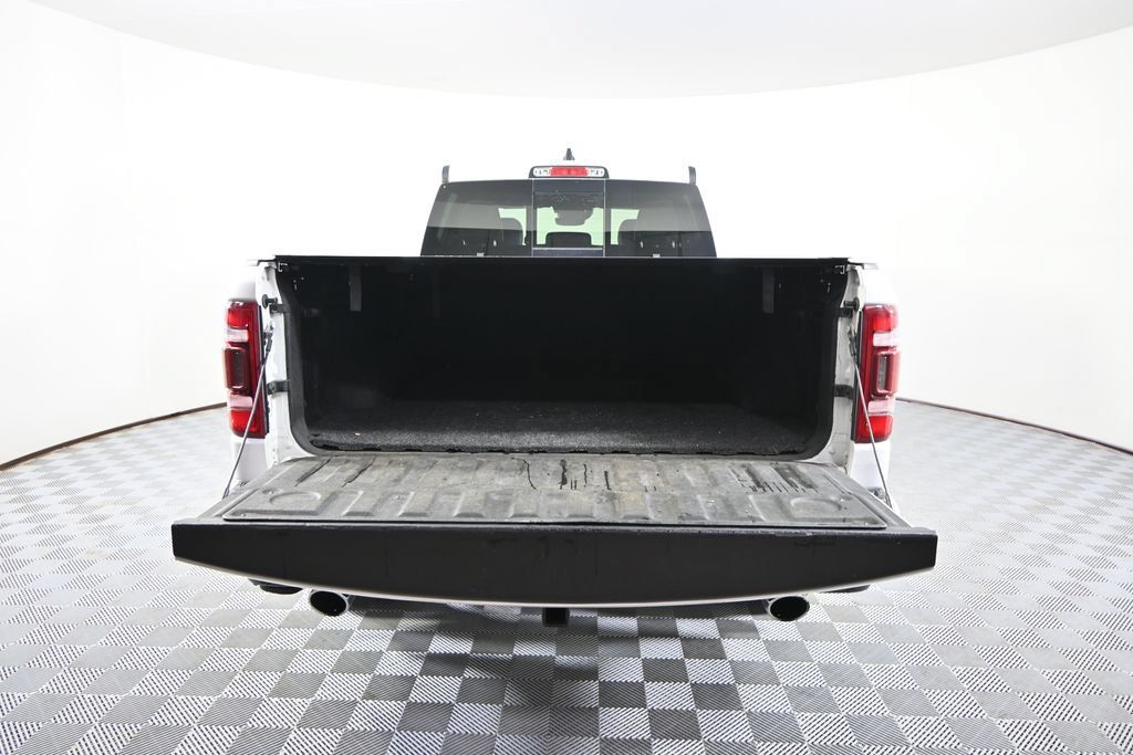 Used 2022 RAM 1500 Limited w/ Body-Colour Bumper Group AWD/4WD image 6