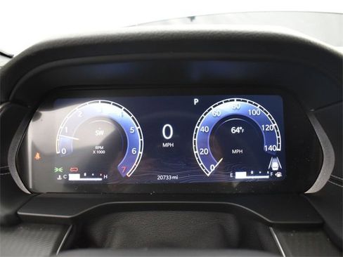 Used 2023 Jeep Grand Cherokee Altitude image 7