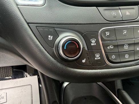 Used 2024 Chevrolet Malibu LT FWD image 24