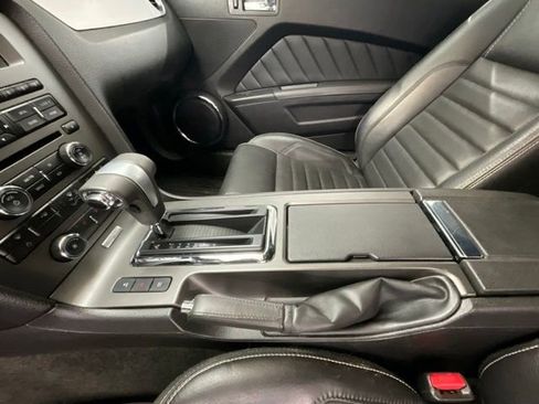Used 2012 Ford Mustang Premium RWD image 17