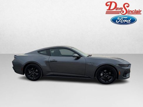 Used 2025 Ford Mustang GT image 5