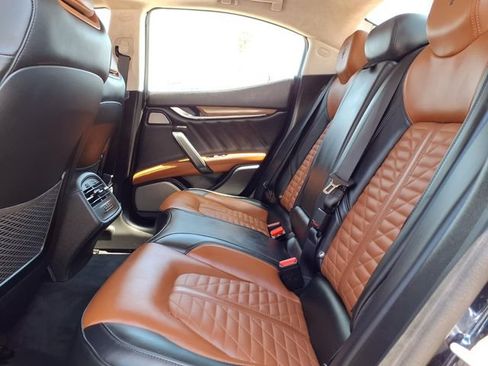 Used 2019 Maserati Ghibli S GranLusso RWD image 24