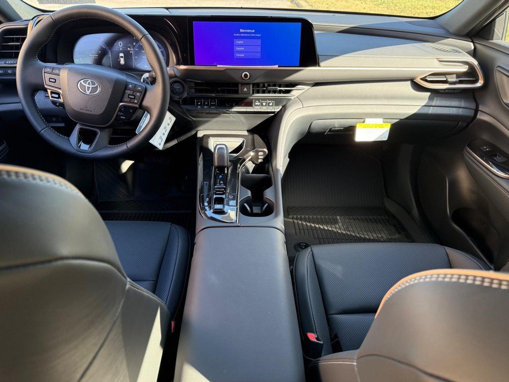 New 2026 Toyota Crown Signia AWD/4WD image 10