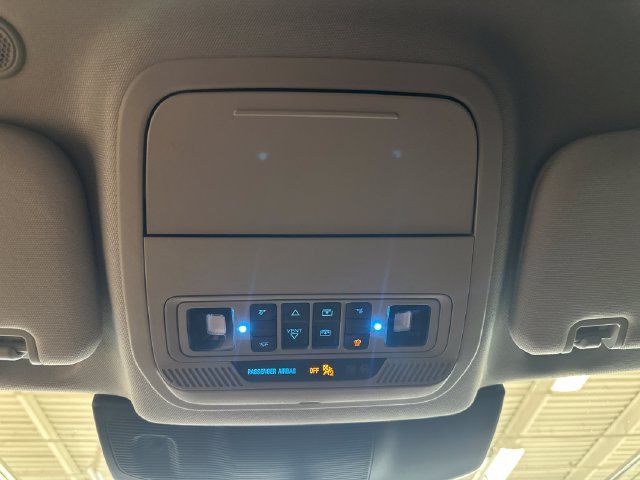 Used 2023 Ford Explorer XLT w/ Equipment Group 202A AWD/4WD image 40