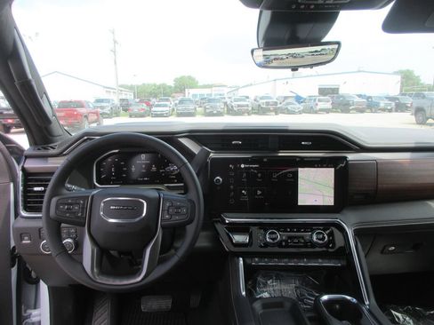 New 2026 GMC Sierra 3500 Denali Ultimate AWD/4WD image 16