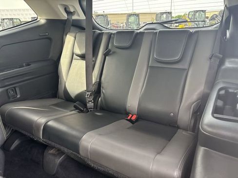Used 2023 Subaru Ascent Onyx Edition AWD/4WD image 17