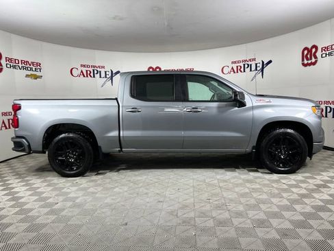 Used 2023 Chevrolet Silverado 1500 RST w/ Z71 Off-Road Package AWD/4WD image 8
