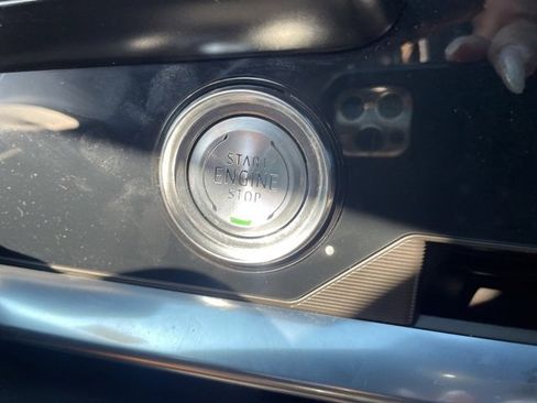 Used 2021 Chevrolet Corvette Stingray Coupe w/ 1LT image 20