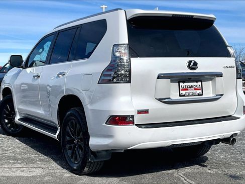 Used 2023 Lexus GX 460 Premium image 10