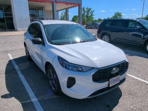 Used 2023 Ford Escape ST-Line w/ Equipment Group 301A FWD image 15