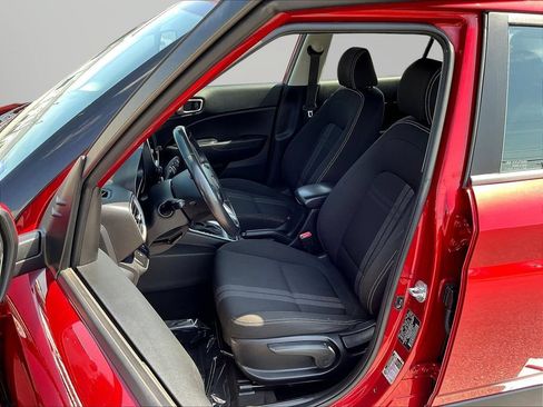 Certified 2023 Hyundai Venue SEL FWD image 22