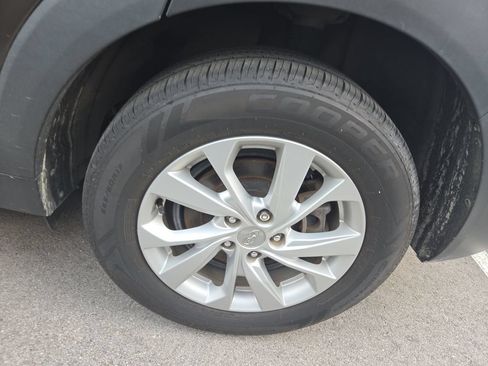 Used 2019 Hyundai Tucson Value FWD image 9