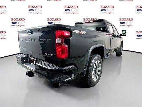 Used 2025 Chevrolet Silverado 2500 Custom w/ Custom Value Package AWD/4WD image 7