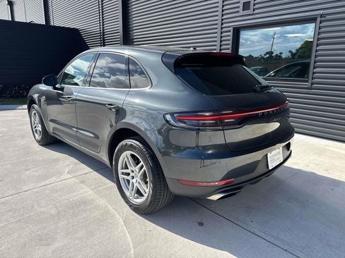 Certified 2021 Porsche Macan AWD/4WD image 3