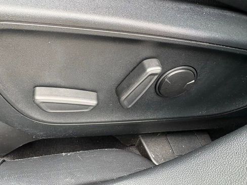 Used 2021 Ford Escape SEL image 25