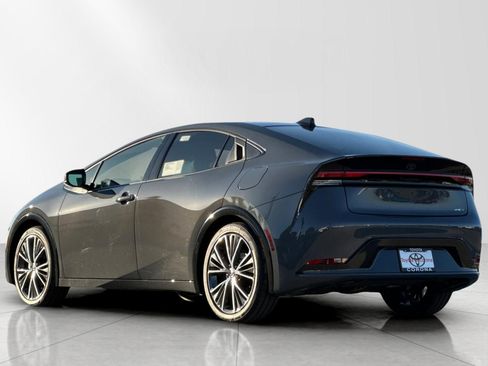 New 2026 Toyota Prius XLE image 5