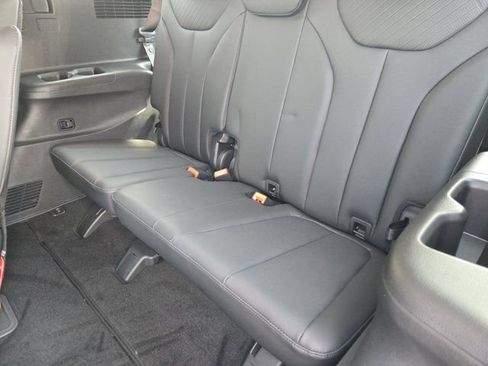 Used 2024 Hyundai Palisade SEL w/ Premium Package image 31