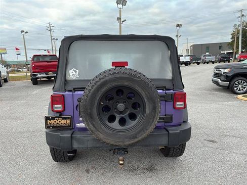 Used 2017 Jeep Wrangler Sport image 6