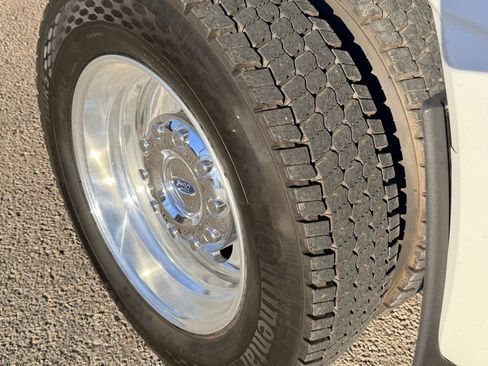 Used 2023 Ford F450 Lariat w/ Lariat Ultimate Package image 6