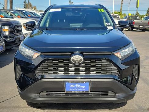 Used 2019 Toyota RAV4 LE w/ Carpet Mat Package FWD image 25