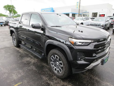 Certified 2024 Chevrolet Colorado Z71 w/ Z71 Convenience Package 2 AWD/4WD image 7